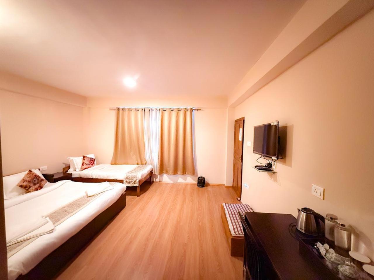 Hotel Shambhala Gangtok Exterior photo
